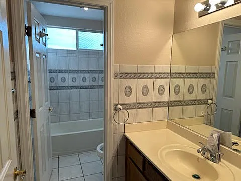 3846 Mapleview Ct — Photo 8