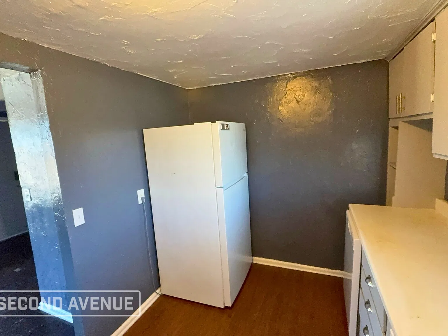 3 bed, 1.0 bath, 1336 sqft, $1,009 — Photo 3
