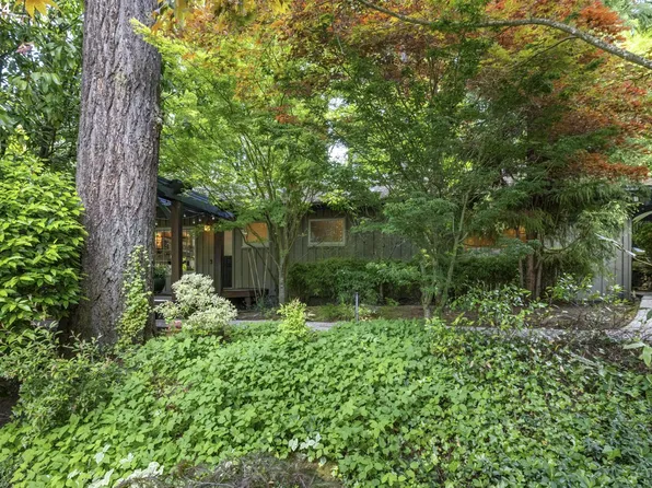 814 Lake Shore Rd, Lake Oswego, OR 97034