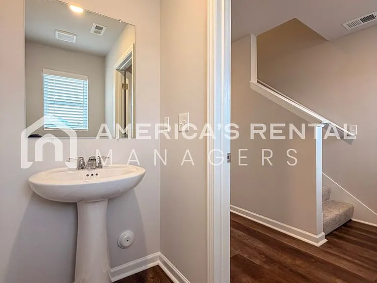 139 Driftwood Ln — Photo 6