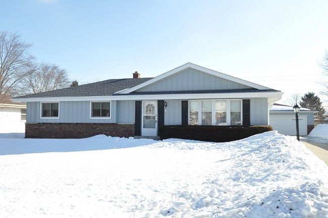 1st image of 6164 S 39th St