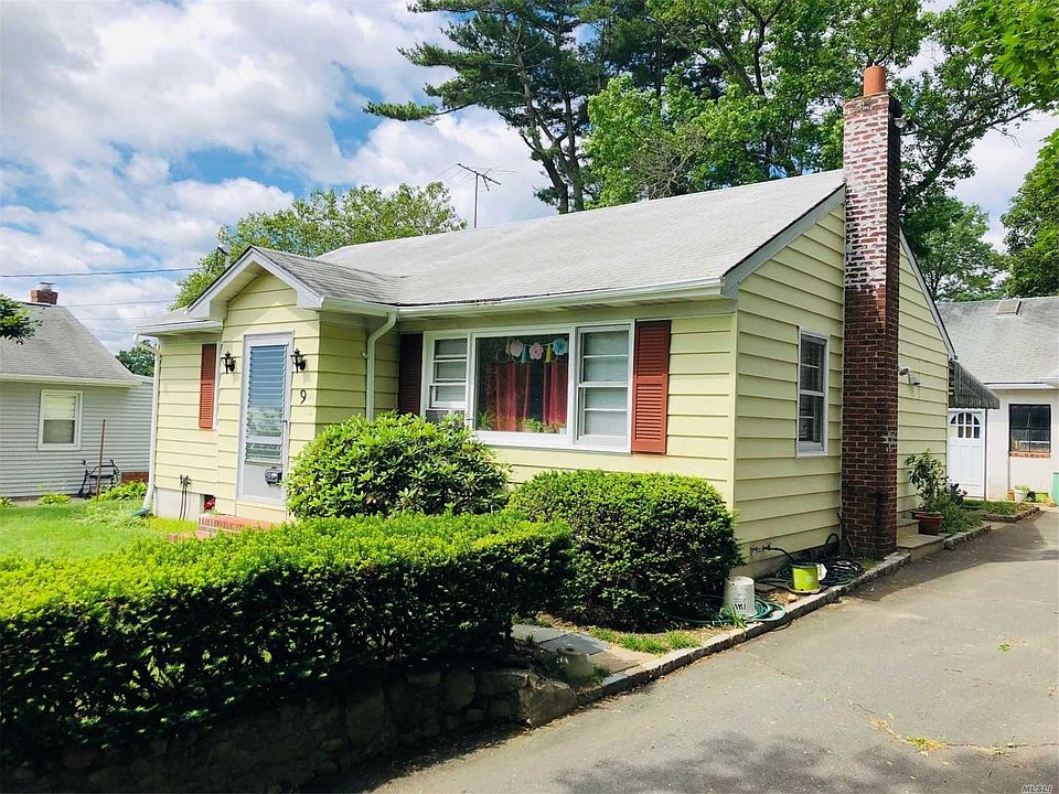 1st image of 9 Ruby Dr