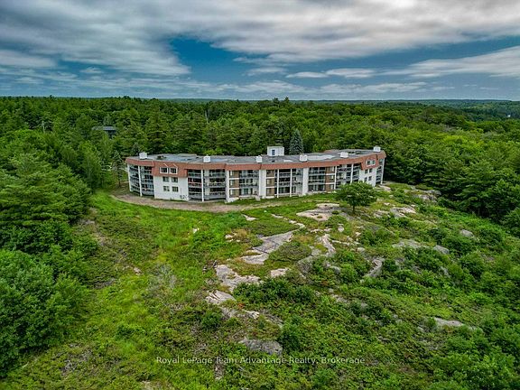 4th image of 20 Ryder Dr #3A