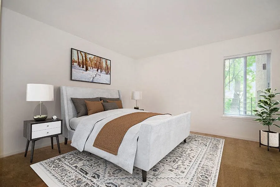 St. Regis Apartments — Photo 2