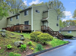 40 Foxon Hill Rd UNIT K39, New Haven, CT 06513