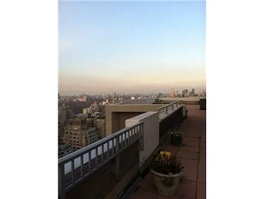 Sold by Douglas Elliman | media 10