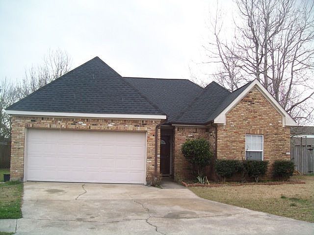 2nd image of 14352 Williamsburg Dr