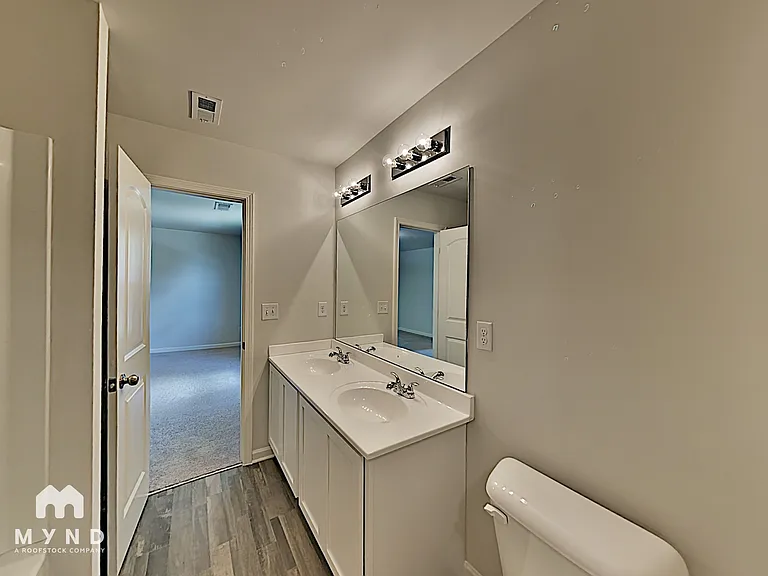 785 Dove Tree Ln — Photo 16