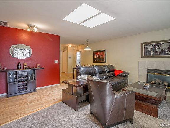4th image of 4820 42nd Ln SE