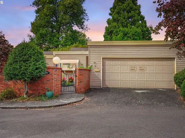 16663 SW Monterey Ln, King City, OR 97224