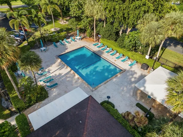 3095 N Course Drive #712, Pompano Beach, FL 33069