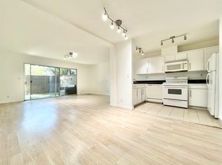4401 Kraft Ave #13, North Hollywood, CA 91602