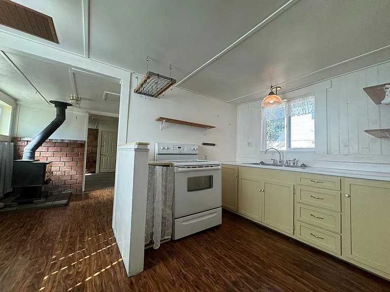 133 Stover Rd — Photo 13
