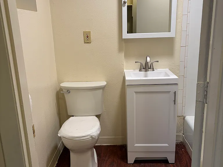 4 Mill St #6 — Photo 4