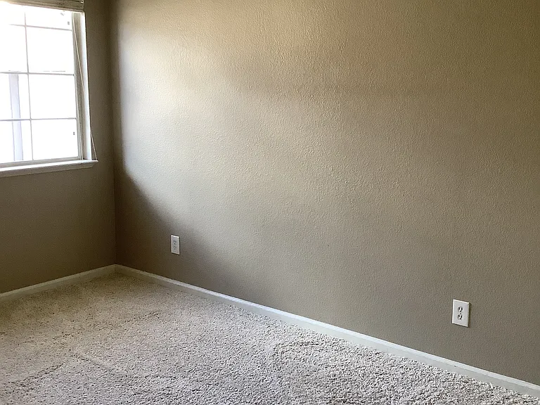 3027 Warbler Ct — Photo 10