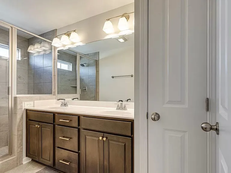 204 Kinsale Dr — Photo 13