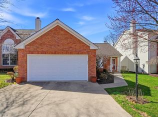 16506 Sunwood Oval, Strongsville, OH