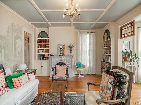 3rd image of 34 Lincklaen St