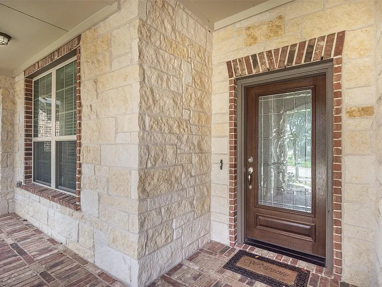 10823 Paula Bluff Ln — Photo 4