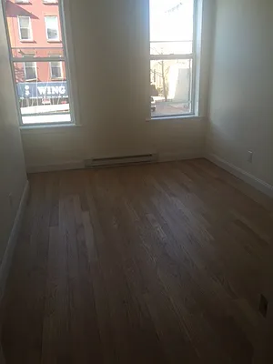 Rented by Alexander Bilu, LREB | media 22