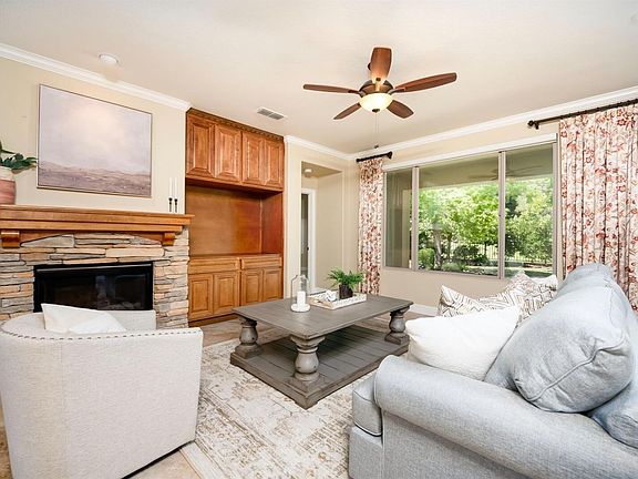 4th image of 950 Truchard Ln