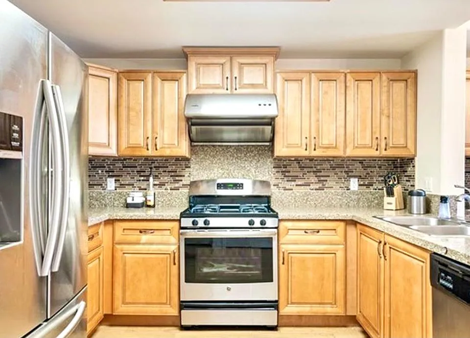 11 S 3rd St #331