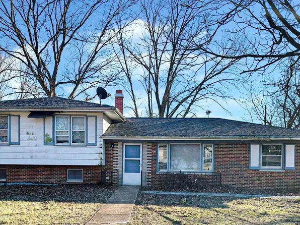 200 E Park St, Lenzburg, IL 62255