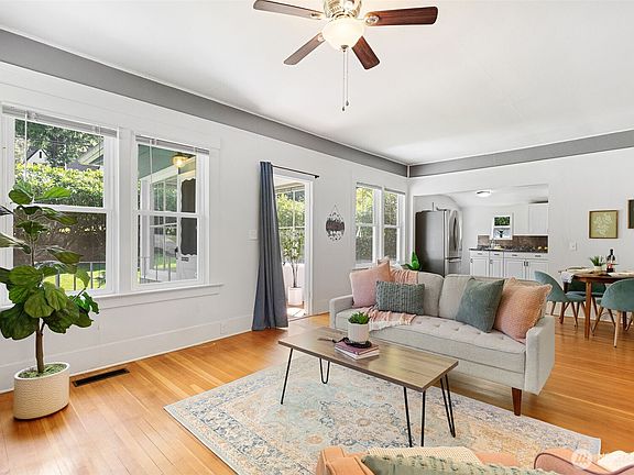 5th image of 2149 E Phinney Bay Drive