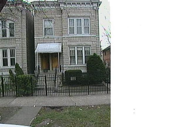 2nd image of 1521 N Washtenaw Ave