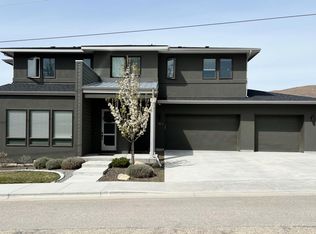 7056 E Highland Valley Rd, Boise, ID 83716