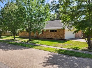 6231 Buckeye Dr, Baton Rouge, LA 70812