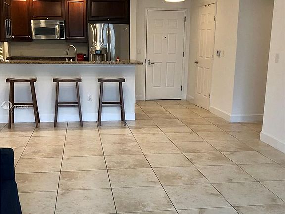 5th image of 100 Andalusia Ave APT 502