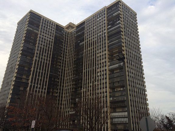 2nd image of 300 Winston Dr #C0217-217