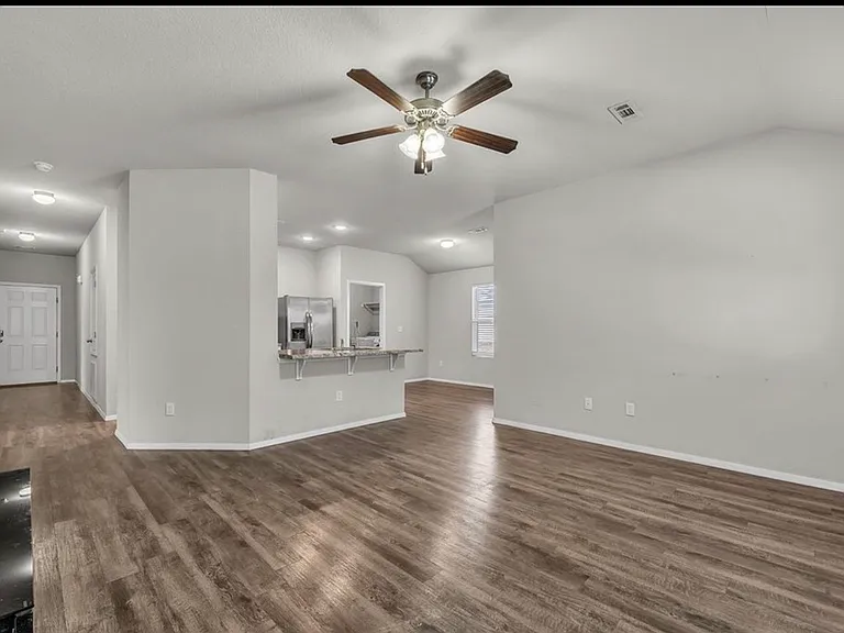1170 S Kingfisher Ln — Photo 6