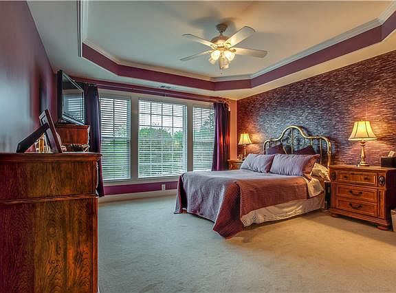 4th image of 606 Ballington Dr