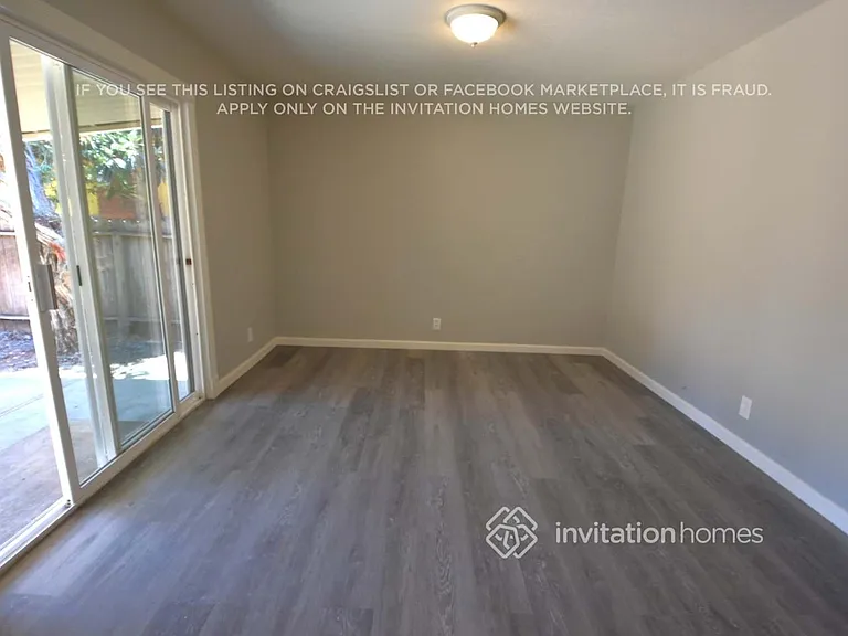 218 Princeton Ave — Photo 4