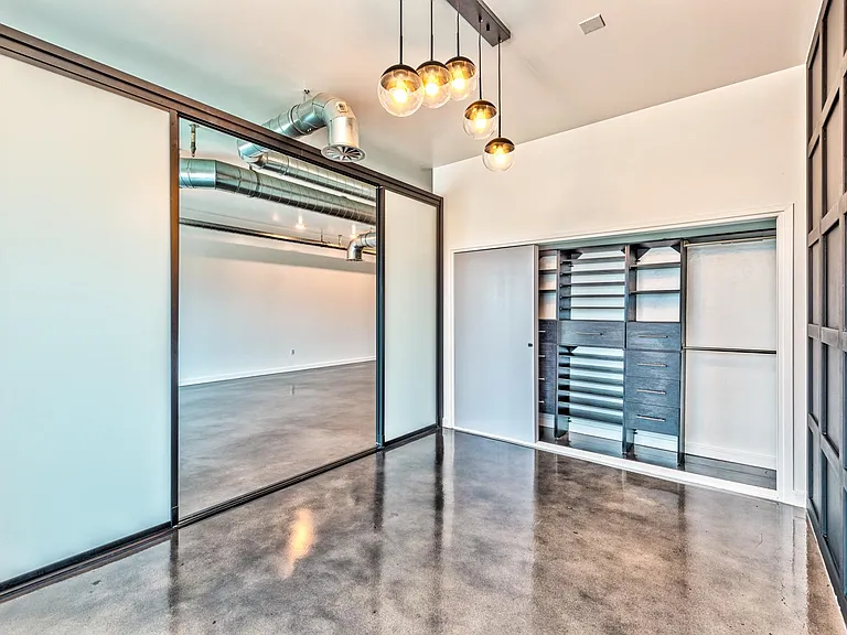 200 Hoover Ave #1708 — Photo 8