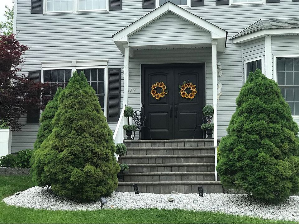 1st image of 2077 Independence Dr