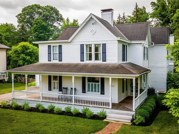 321 Rugby Ave, Terrace Park, OH 45174