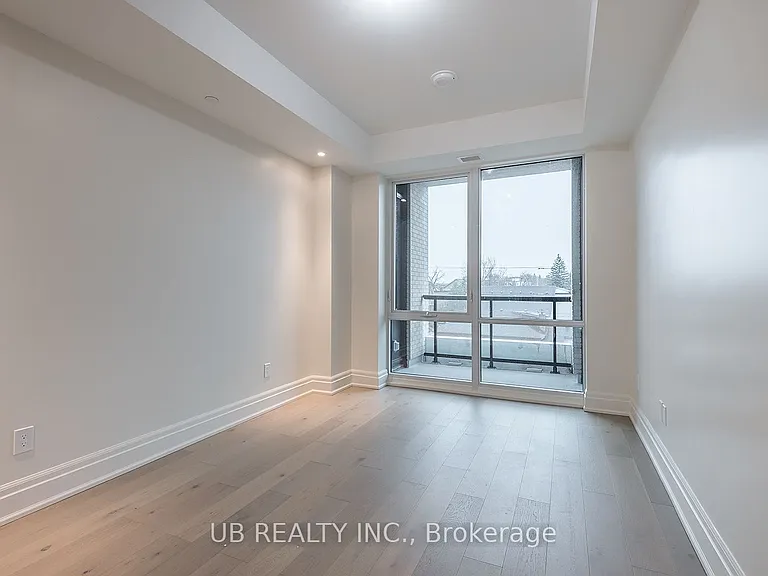 1451 Wellington St W #405 — Photo 14