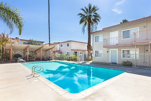 25269 Park Ave Photo 1