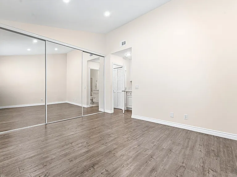 30902 Clubhouse Dr #10F — Photo 12