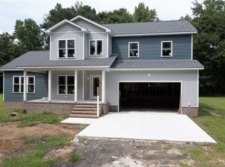 7667 Cunningham Ln, Gloucester, VA 23061