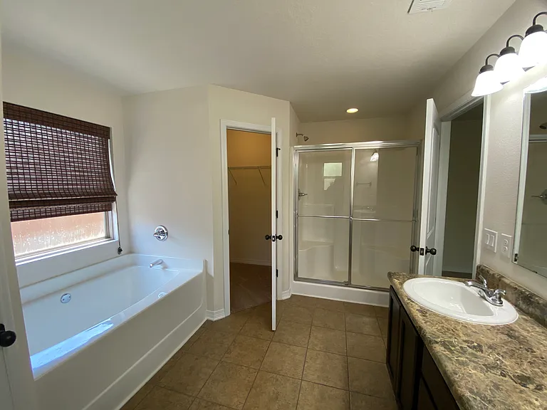 8466 Island Dr — Photo 22