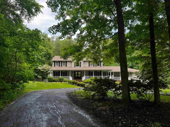 20373 Kern Rd, South Bend, IN 46614