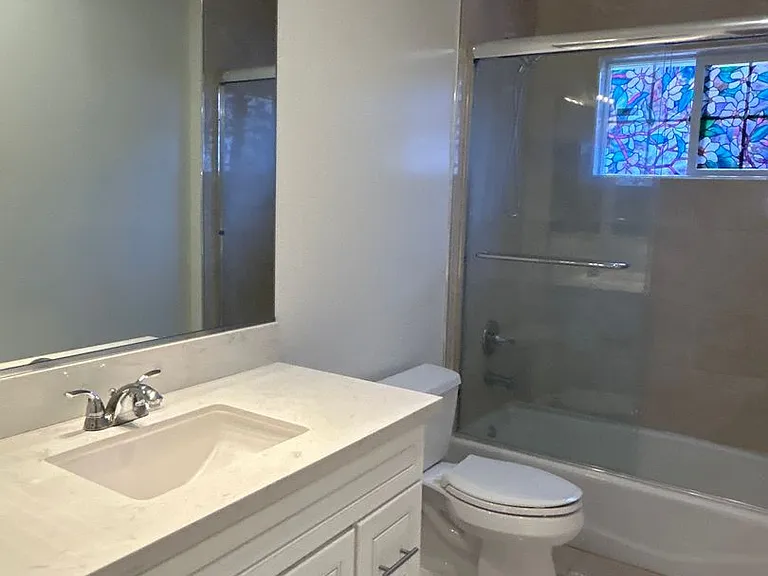 5552 Welland Ave — Photo 14