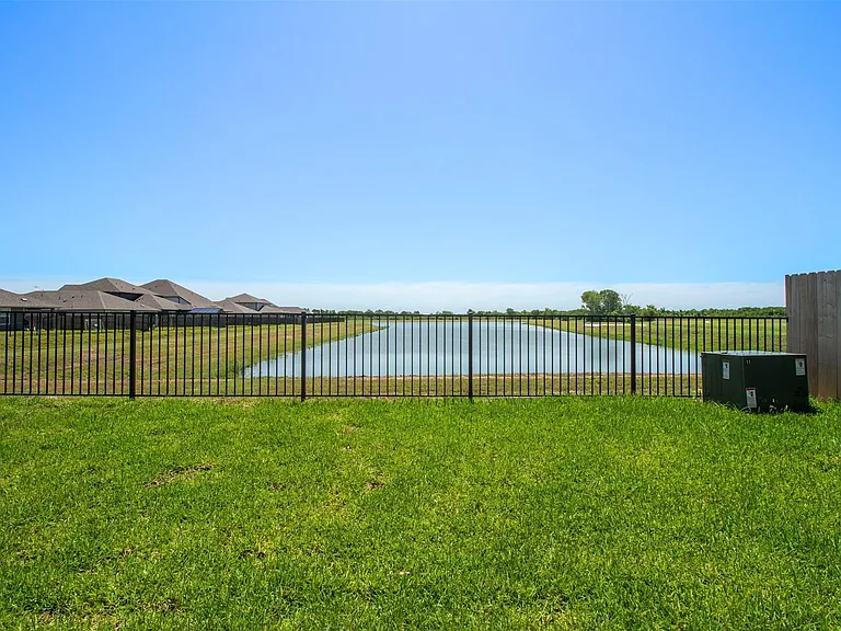 6643 Escondido Dr — Photo 23