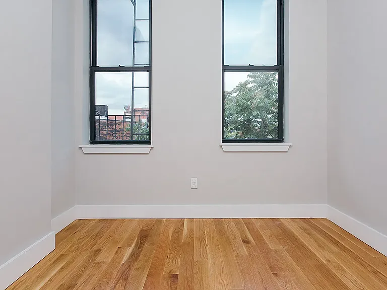 263 Irving Ave #2 — Photo 12