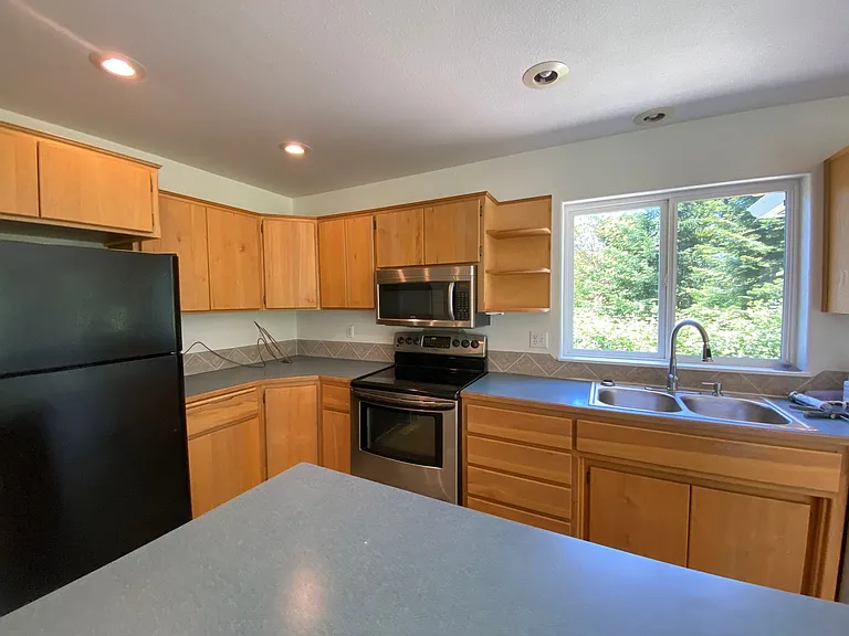 31934 Deberry Rd — Photo 8