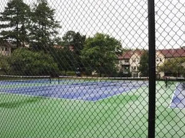 6851 Roswell Rd #18, Sandy Springs, GA 30328
